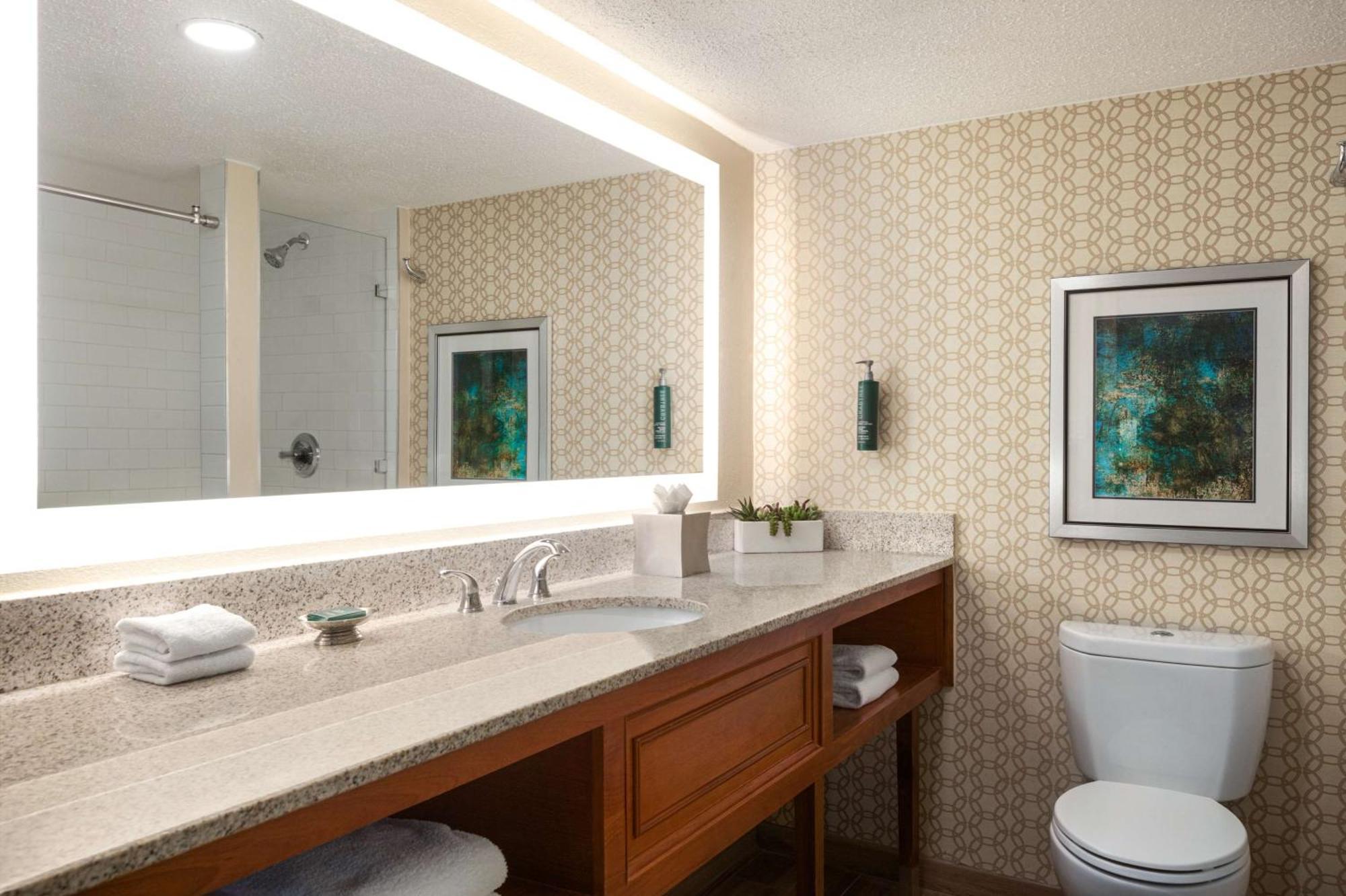 Doubletree By Hilton Fort Myers At Bell Tower Shops Extérieur photo