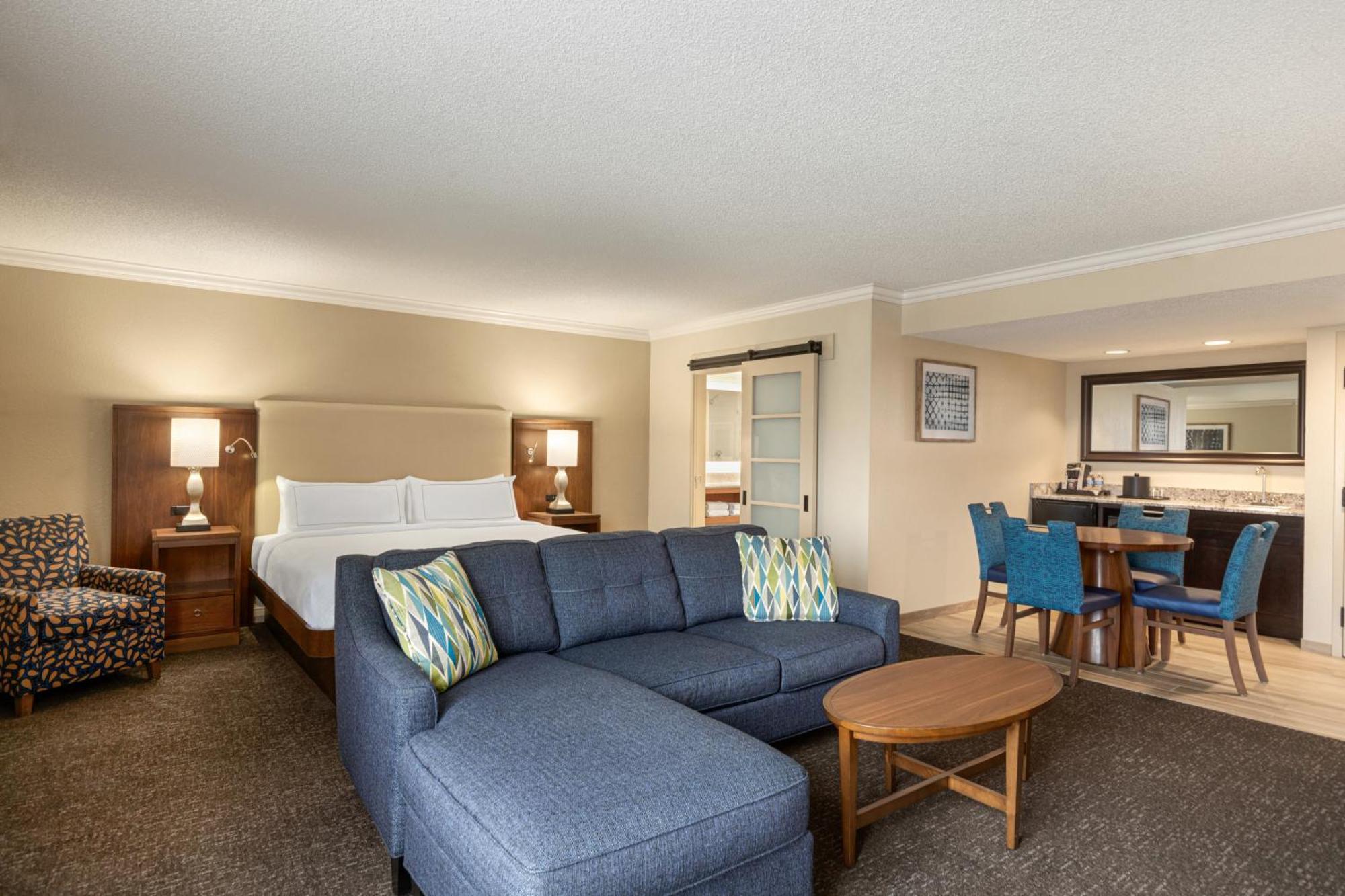 Doubletree By Hilton Fort Myers At Bell Tower Shops Extérieur photo