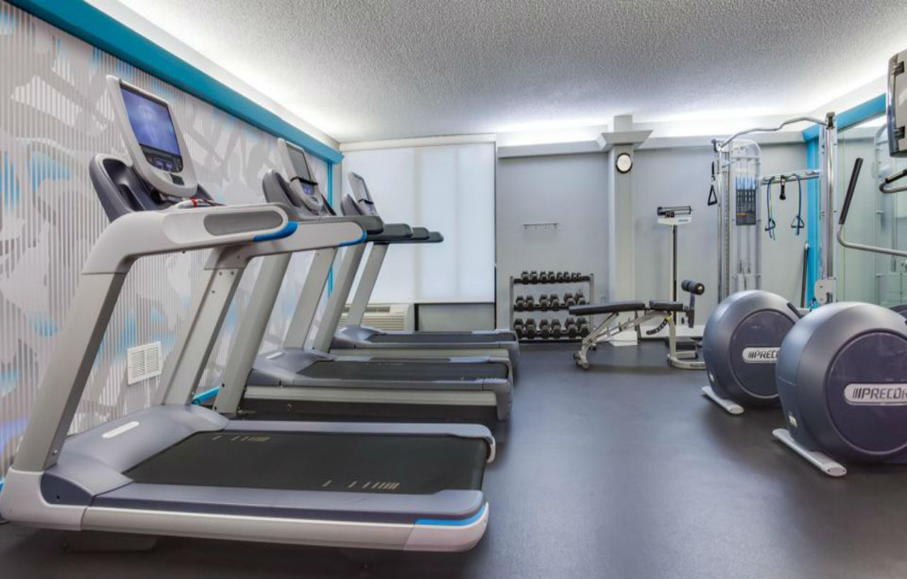 Doubletree By Hilton Fort Myers At Bell Tower Shops Extérieur photo